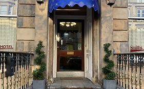 Smiths Hotel
